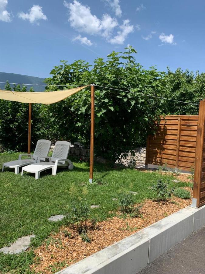 Appartement Avec Jacuzzi Hammam Sauna Privatise Au Rez De Chaussee Ds Maison A Voglans A 2 Kilometres Du Lac Du Bourget En Savoie Entre Chambery Et Aix Les Bains Cure Thermale Εξωτερικό φωτογραφία