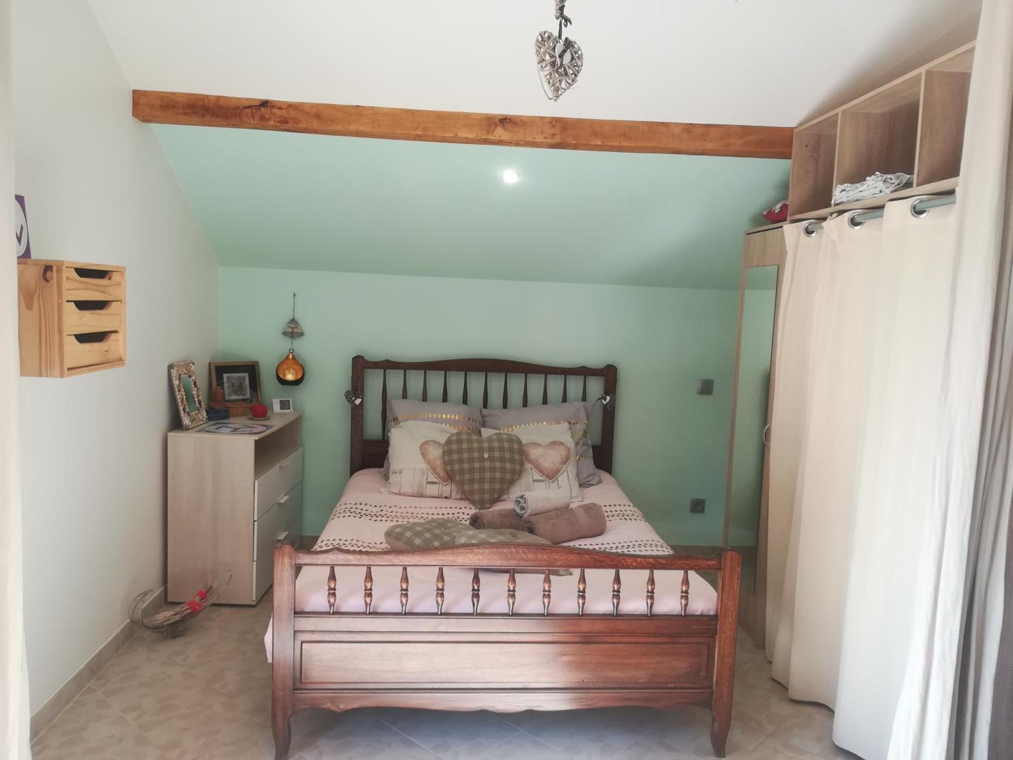 Appartement Avec Jacuzzi Hammam Sauna Privatise Au Rez De Chaussee Ds Maison A Voglans A 2 Kilometres Du Lac Du Bourget En Savoie Entre Chambery Et Aix Les Bains Cure Thermale Δωμάτιο φωτογραφία